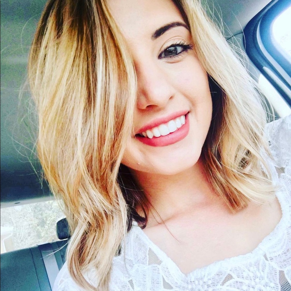 Meet your Posher, Samantha